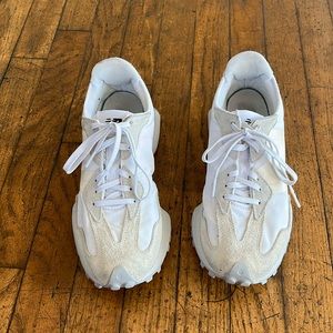 New Balance 327 white, size 10